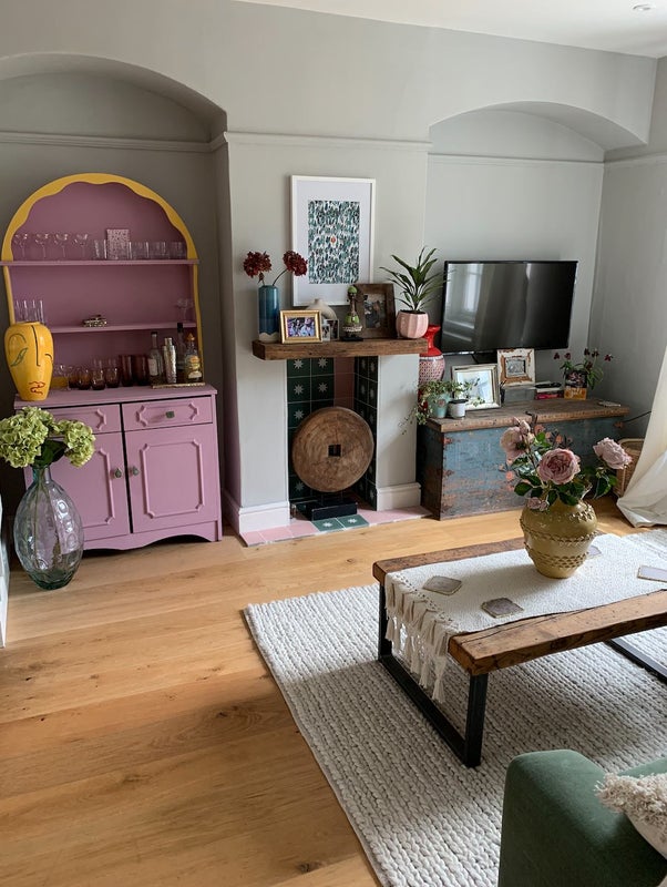 Photo 1: Living room