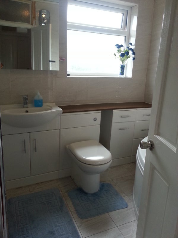 'Single/Double/Studio Room In Harlington/Heathrow ' Room to Rent from