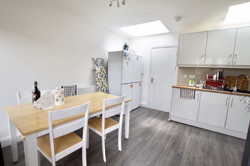 'All Bills Inc! Double Room To Let Watford Junction' Room to Rent from SpareRoom