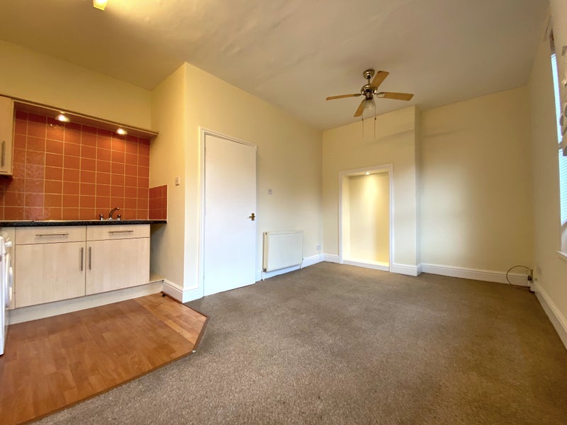 Photo 1: Open Plan Lounge/Diner