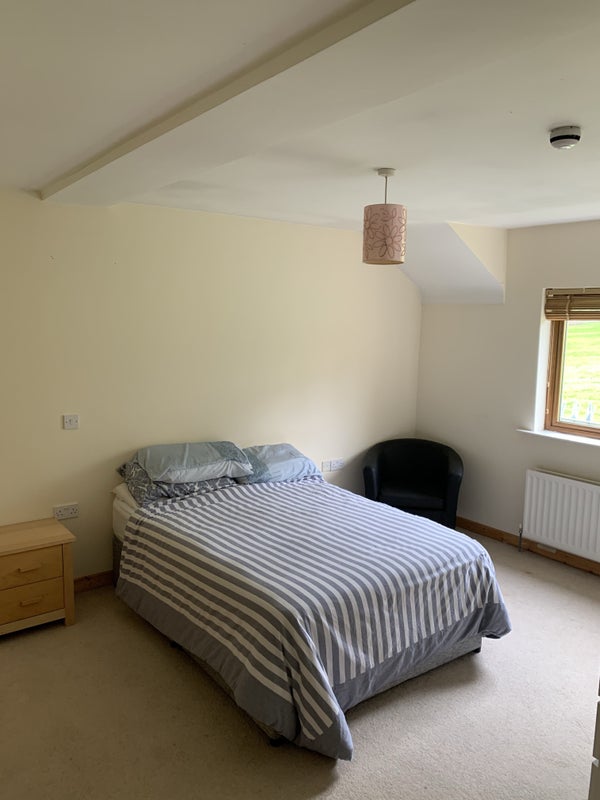 'Spacous Room to Rent in Enniskillen' Room to Rent from SpareRoom