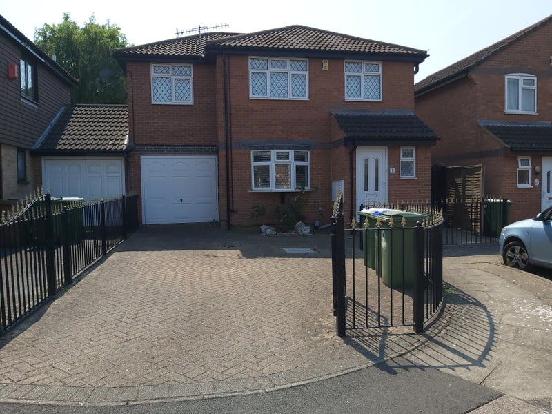 Photo 1: Front of House