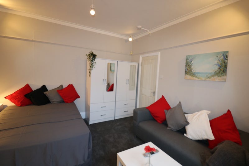 Photo 1: Double Room