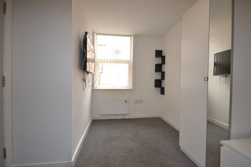 'Ensuite Room For Rent Bills included! 🏠' Room to Rent from SpareRoom