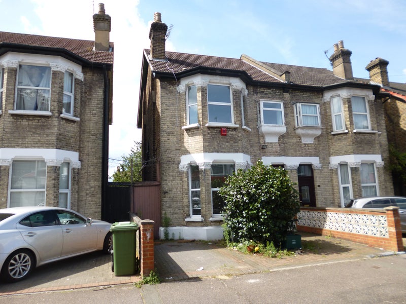 Photo 9: Front of the House