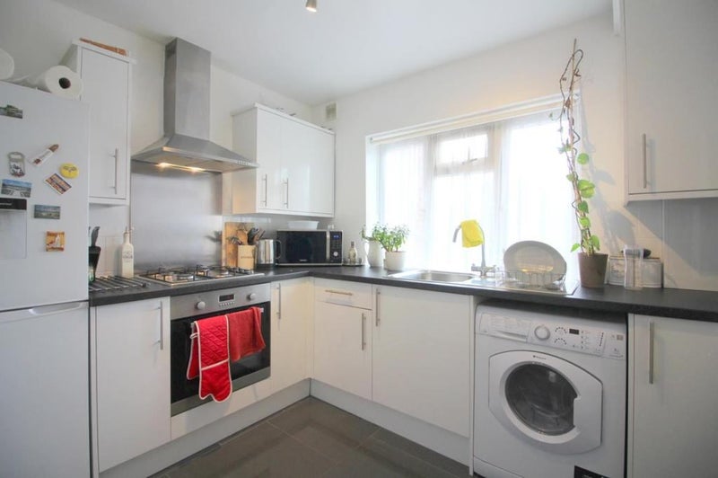 'Flat Mate Required in Ruislip' Room to Rent from SpareRoom