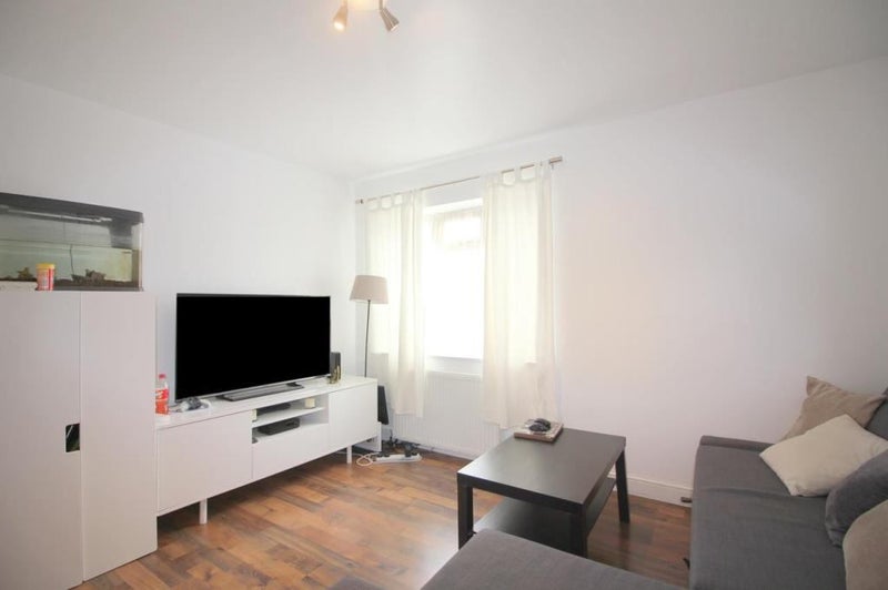 'Flat Mate Required in Ruislip' Room to Rent from SpareRoom