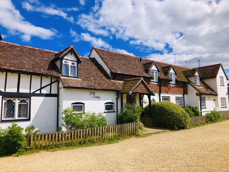 'Beautiful Character Cottage Hitchin ' Room to Rent from SpareRoom