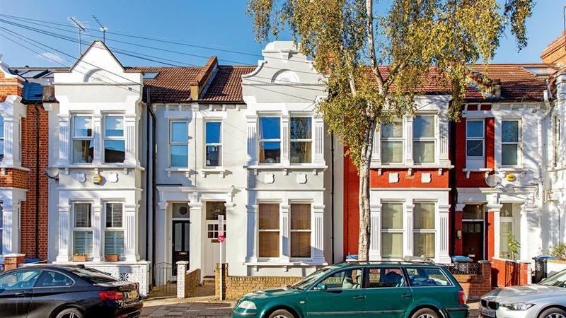 Photo 1: Quiet Safe Cul-e-Sac 