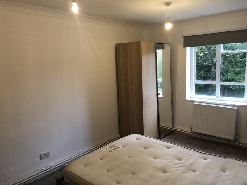 Photo 1: Large double room