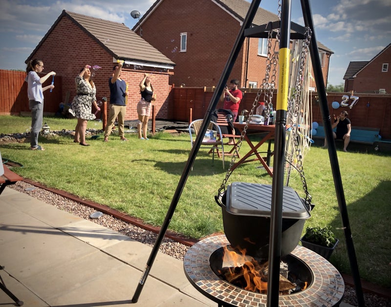 Photo 1: Firepit, barbecue, ceaun