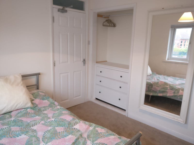 Apartment in Bristol, St Werburgh's, City of Bristol - View 2