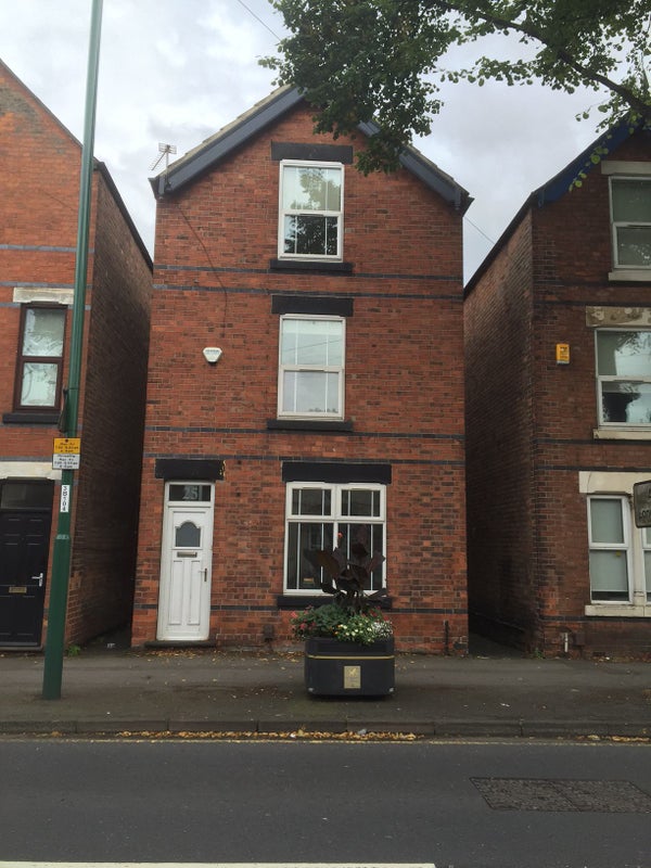 '3 Double rooms available in 6 bed shared hosue' Room to Rent from