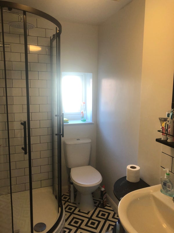 Photo 1: Shared Bathroom on Top Floor