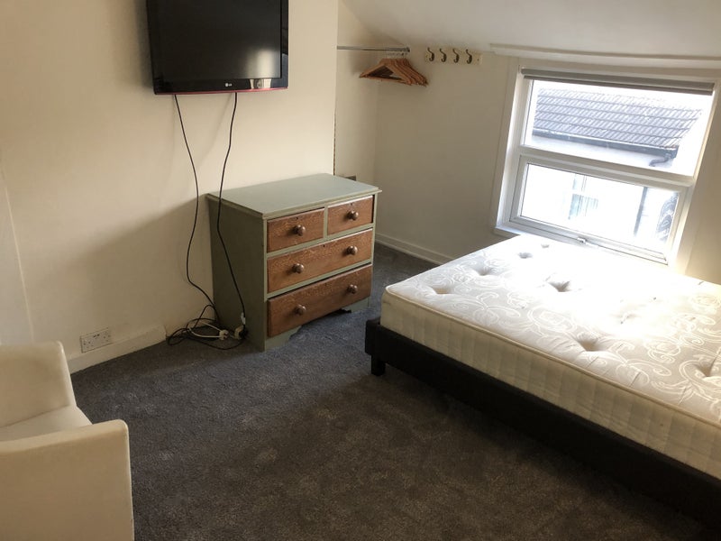 Photo 1: Main Room