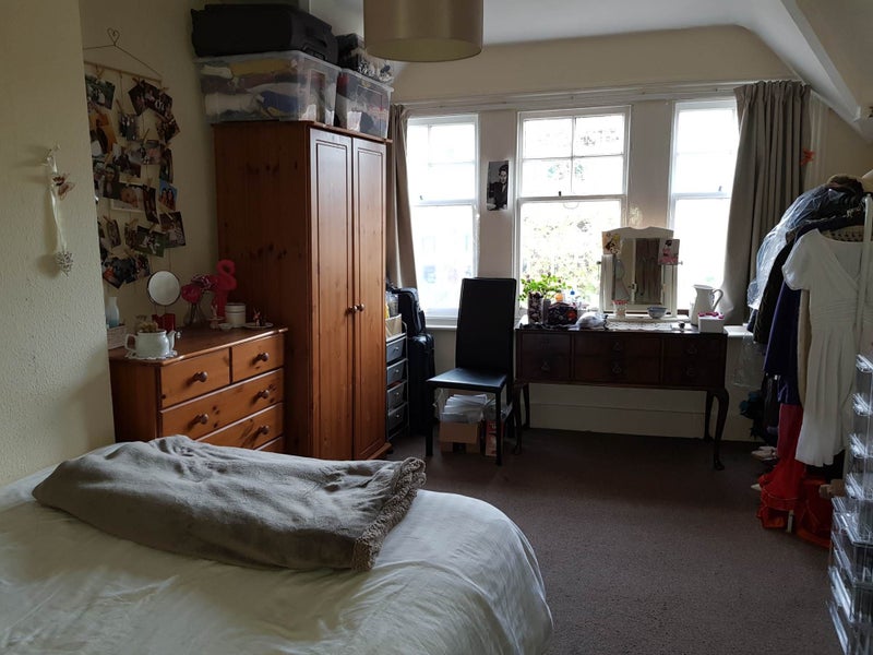 'Double Room In Streatham With Storage/Studio Space' Room to Rent from