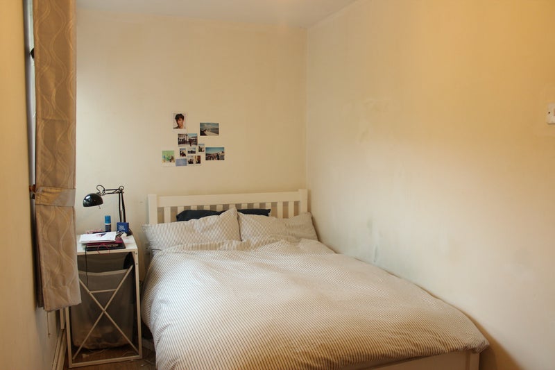 Photo 1: Beautiful Double Room