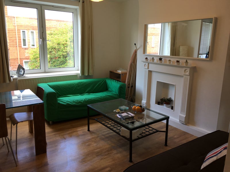 Photo 1: Lounge alternative furniture layout