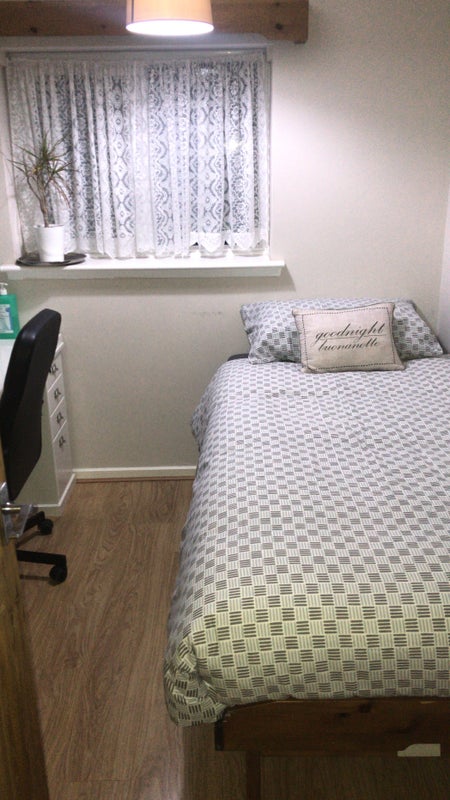 'Excellent Single Room Fully Furnished' Room to Rent from SpareRoom