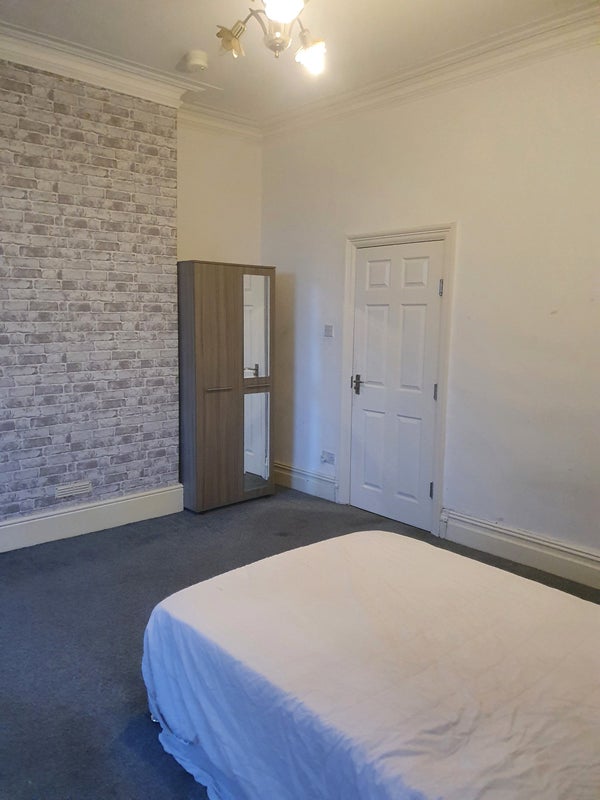'House Share Normanton. DSS Accepted!' Room to Rent from SpareRoom