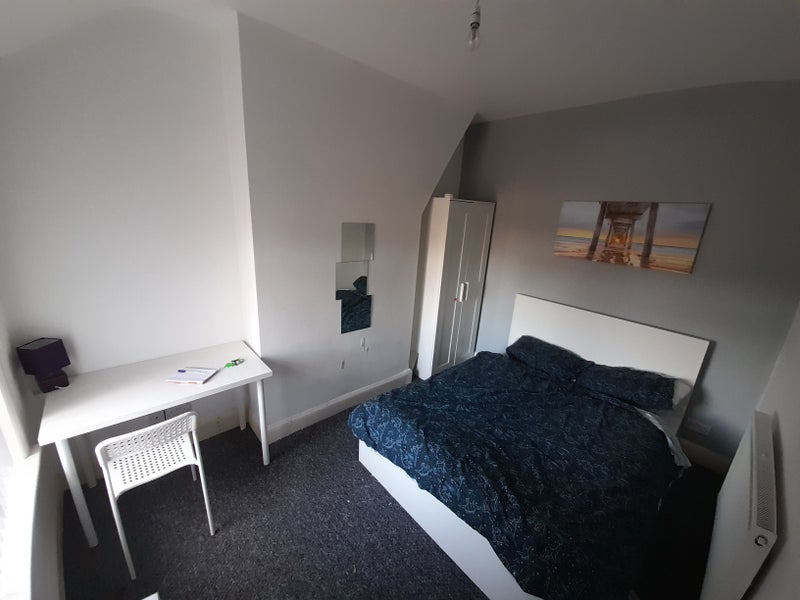'1st week free Last bedroom available in Shotton' Room to Rent from