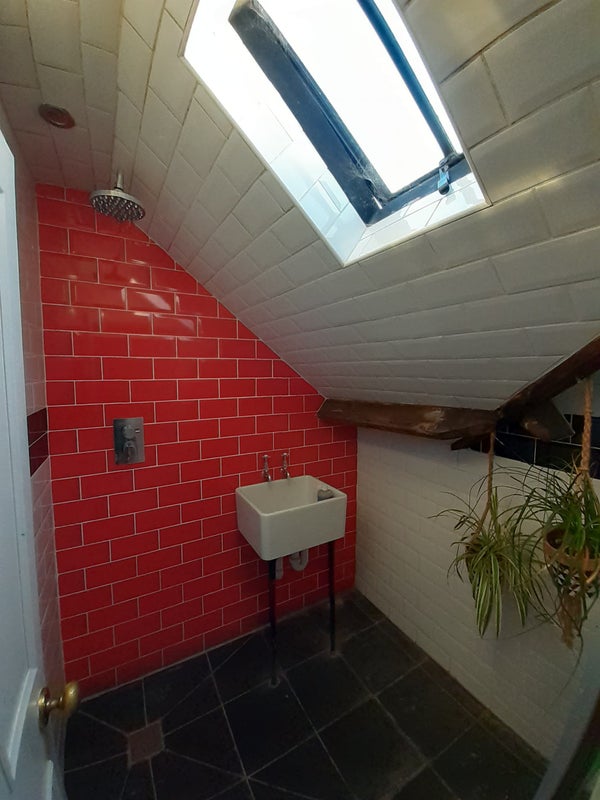 Photo 4: Shower room next to bedroom