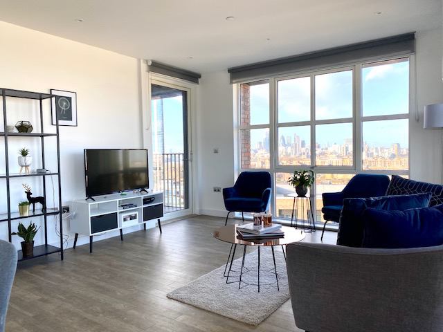 Photo 1: Living room