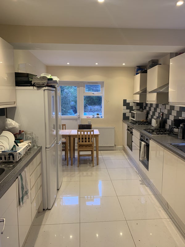 Photo 1: Kitchen