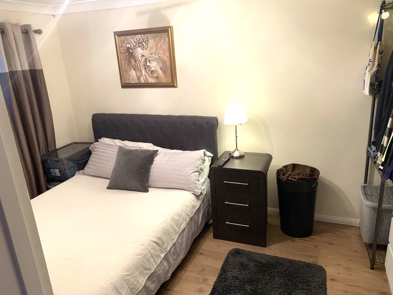 'Modern One Bedroom Flat Dss Accepted ' Room to Rent from SpareRoom