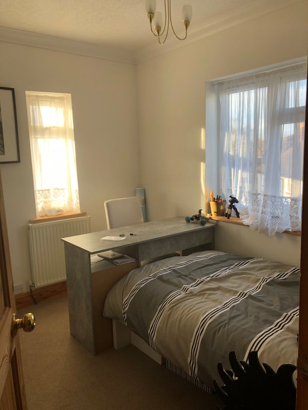 Photo 1: Single Room 2