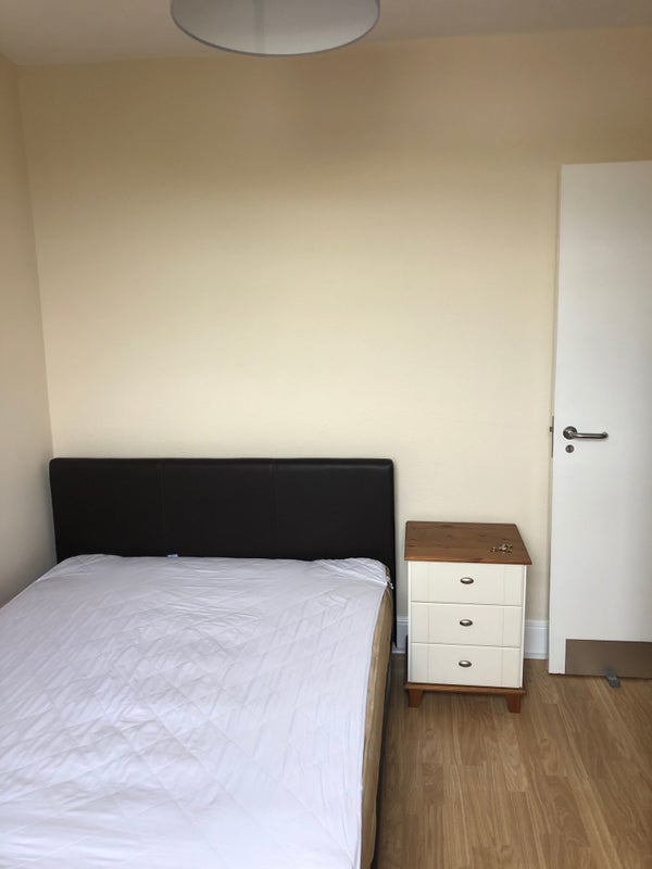'Double bedroom to rent in Barnstaple shared house' Room to Rent from