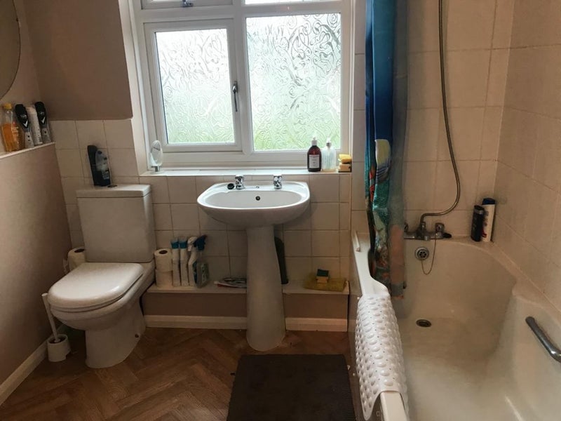 'Large Double Room For Rent *Loughton*' Room to Rent from SpareRoom