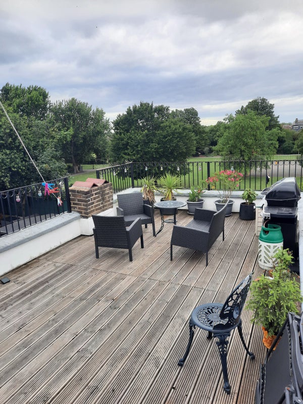 Photo 1: Shared Terrace 