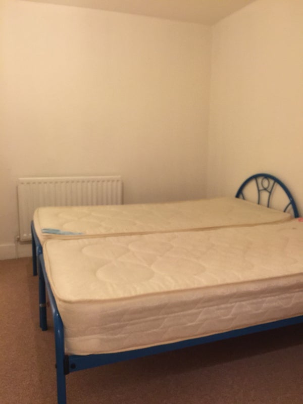 Photo 1: Double room 