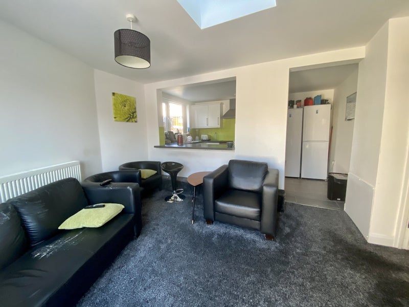 Photo 1: Open plan living / kitchen opens to rear garden
