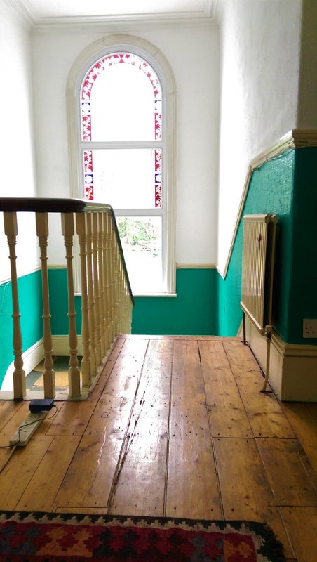 Photo 1: Airy hallway