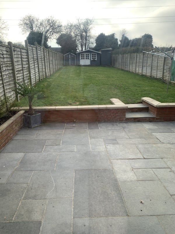 'Double Room with storage in Markyate' Room to Rent from SpareRoom