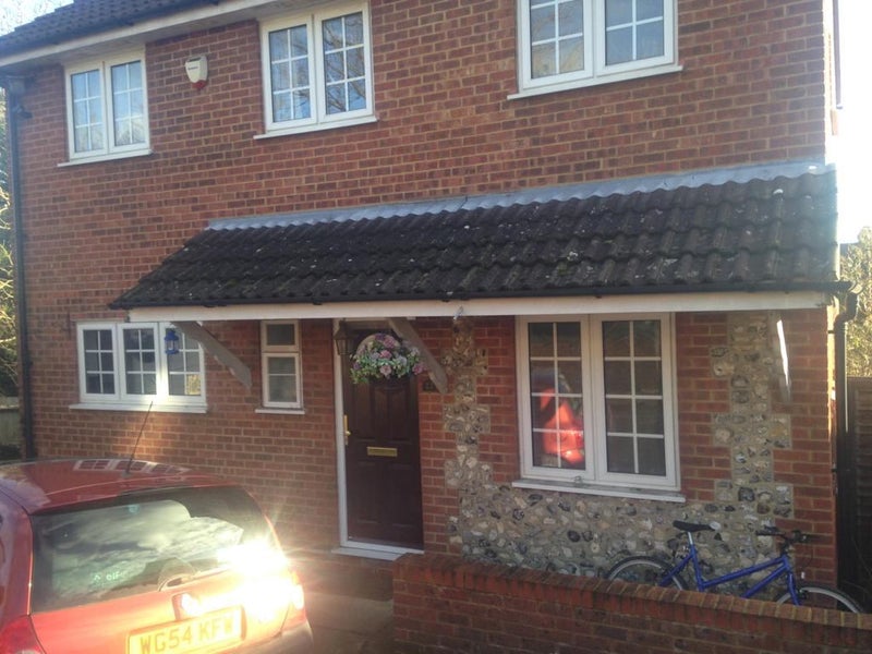 'Single room Leatherhead' Room to Rent from SpareRoom
