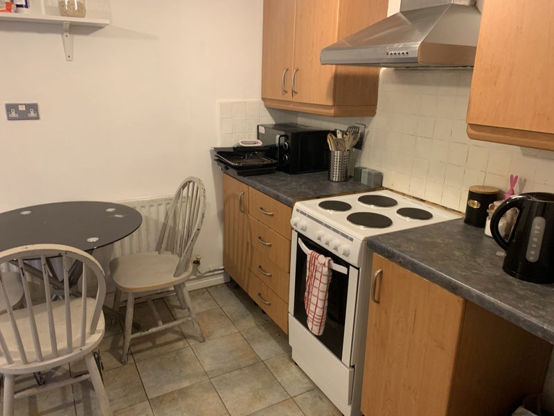 'Room available on Donnybrook ' Room to Rent from SpareRoom