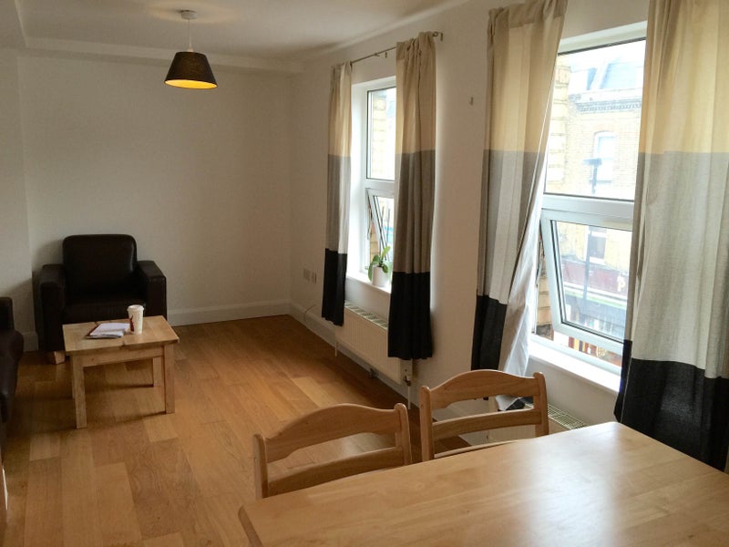 'Bright 1 Bedroom Flat in Finsbury Park!' Room to Rent from SpareRoom