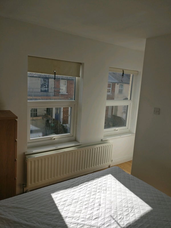 'Bright airy room available in West Central Reading' Room to Rent from
