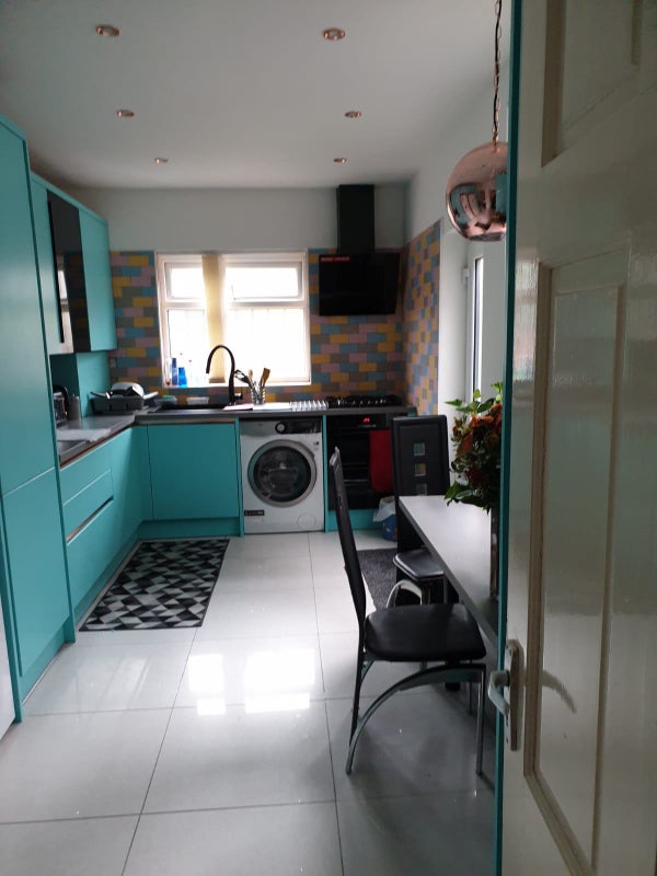 “Room for rent” from SPARE ROOM.co.uk