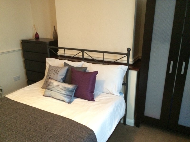 'Lovely Double Room in friendly house Catford SE6' Room to Rent from