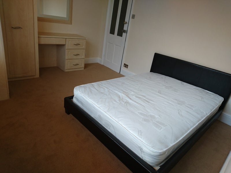 'Ferndale Road Swindon SN2 All Bills Included' Room to Rent from SpareRoom