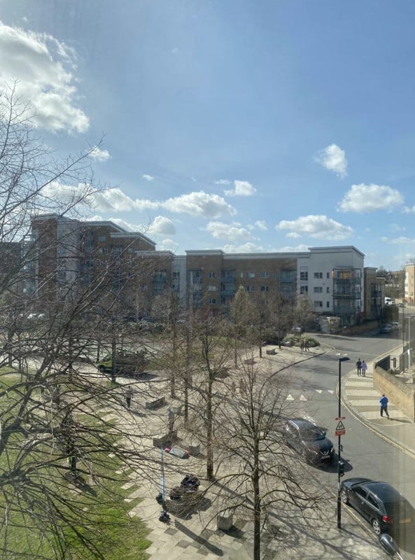 'Large airy double room in Lewisham' Room to Rent from SpareRoom