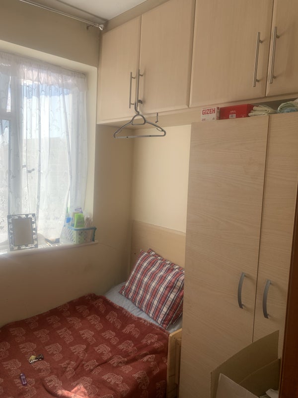 'Box room to let in Hounslow ' Room to Rent from SpareRoom