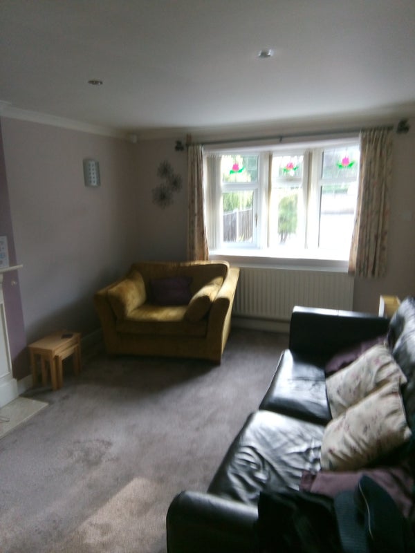 'Double room shared bathroom in Toton.' Room to Rent from SpareRoom