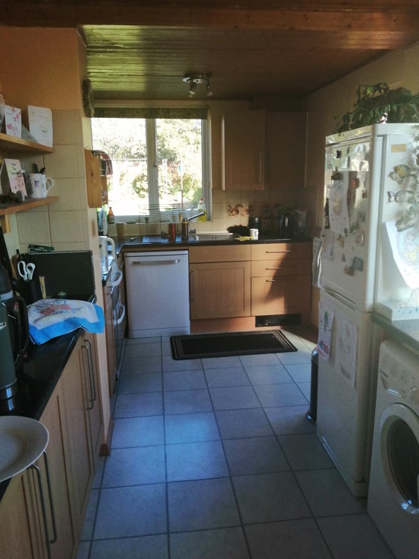 Photo 1: Kitchen