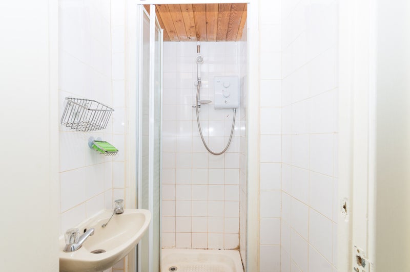 Photo 5: Shower