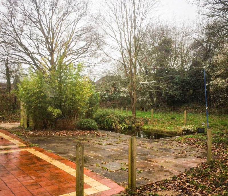 'Double Rooms £325pcm in Wokingham ' Room to Rent from SpareRoom